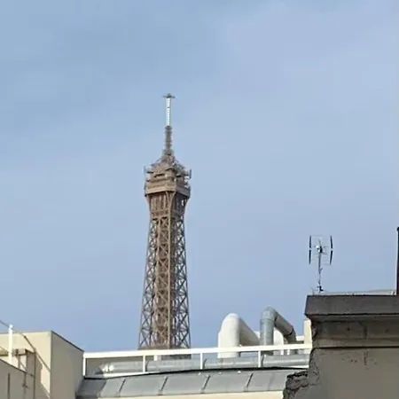 Apartment Vue Sur La Tour Eiffel